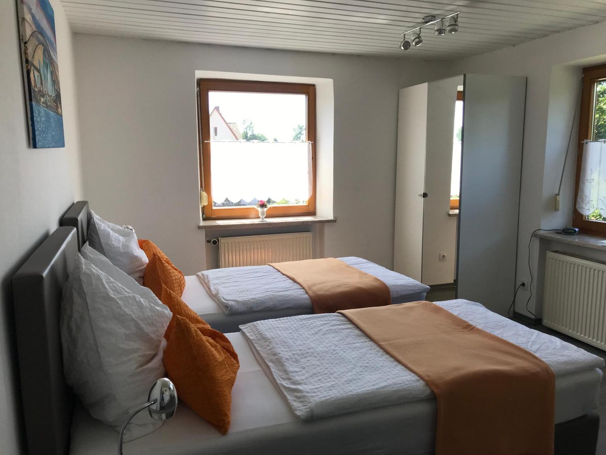 Gaestehaus Nicole Burgau Exteriör bild